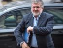 Коломойський відстоює своє право на «Укртранснафту» за допомогою автоматників