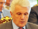 В. Литвин співчуває норвежцям і сподівається, що країна дасть відсіч екстремістам