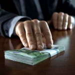 Тіньовий сектор економіки України перевищує офіційний - заявив соціолог