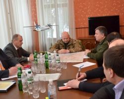 Турчинов вирішив попіаритися і вирушив до Донецького аеропорту