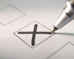 Опитування: 18,5 % українців підтримують початок війни за Крим