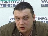 Семен Уралов: Януковичу доведеться віддати ЄС значно більше повноважень, ніж МС