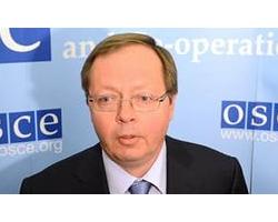 Келін: Київ планує завершити відведення озброєнь до середини березня