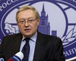 Рябков: міжнародному співтовариству слід впливати на «партію війни» в Києві