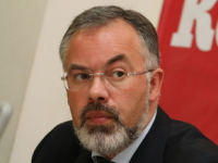 Д.Табачник підписав контракти з ректорами вищих навчальних закладів