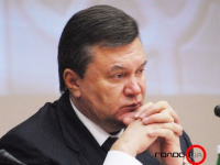 Янукович хоче скасувати прив'язку до реєстрації за місцем проживання