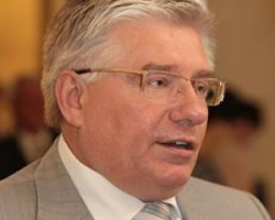Закон про вибори відповідає побажанням людей, які обрали цю владу – М.Чечетов
