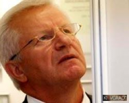 Мороз переходить до лав опозиції