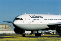 Lufthansa невдовзі дасть право пасажирам відправляти повідомленя з мобільного під час польоту