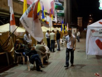 Намети біля Печерського райсуду можуть демонтувати у вівторок