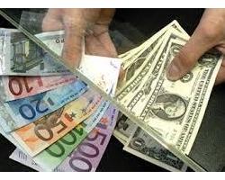Кабмін пропонує збільшити збір при купівлі валюти в 4 рази
