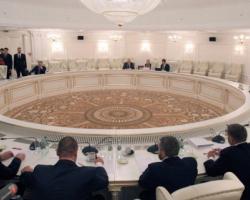 Учасники перемовин в Мінську відмовились коментувати результати зустрічі