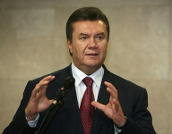 В.Янукович привітав президента Угорщини з національним святом