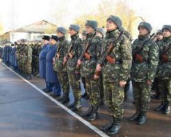 В Україні 17-річних юнаків почали ставити на військовий облік
