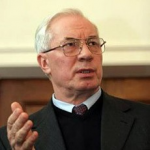 Азаров обіцяє відкоригувати відносини з СОТ