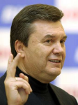 Україна платить за російський газ "на 100%" - президент України