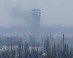 Донецьк в огні: під обстрілами горять житлові будинки