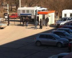 Російські силовики проводять обшуки в офісі одіозного телеканалу