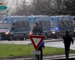 В Парижі йде антитерористична операція: бойовики захопили заручника